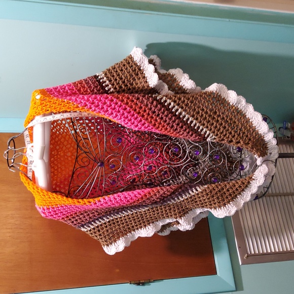 Colorful Shawl - Picture 2 of 4